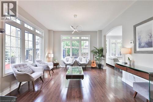 3262 Skipton Lane, Oakville, ON - Indoor Photo Showing Living Room