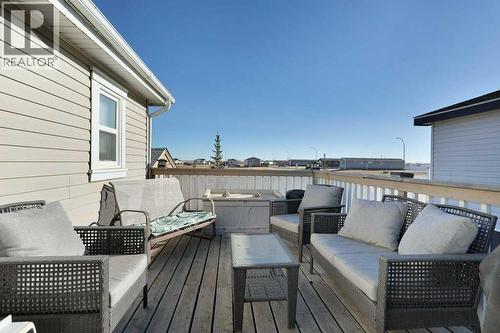 4 Meadowplace Green E, Brooks, AB 