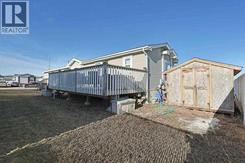 4 Meadowplace Green E, Brooks, AB 