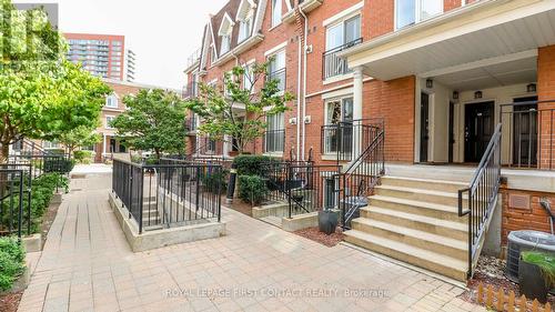 719 - 10 Laidlaw Street, Toronto, ON - Outdoor