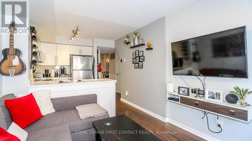 719 - 10 Laidlaw Street, Toronto, ON - Indoor