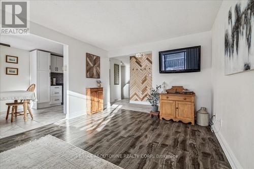 11 Macteith Court, Cambridge, ON - Indoor