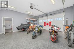 Double Garage - 
