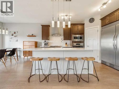 166 Crocus Terrace W, Lethbridge, AB - Indoor Photo Showing Kitchen With Upgraded Kitchen