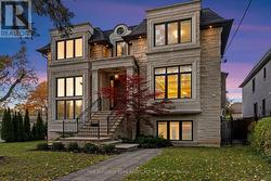 298 HOLLYWOOD AVENUE  Toronto, ON M2N 3L2