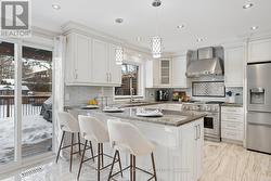 Breakfast Bar w w/o Deck - 