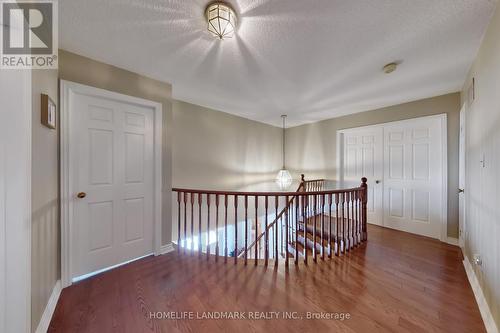 16 Willis Drive, Aurora, ON - Indoor Photo Showing Other Room