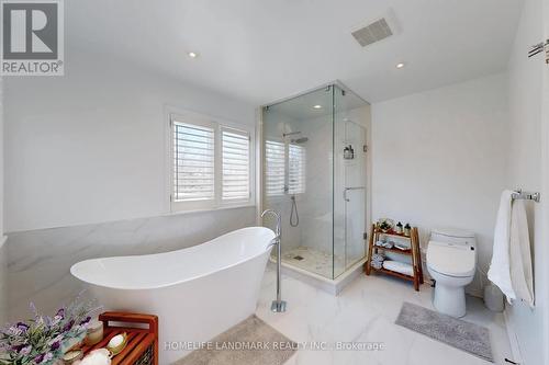 16 Willis Drive, Aurora, ON - Indoor Photo Showing Bathroom