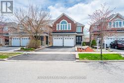 40 DANPATRICK DRIVE  Richmond Hill, ON L4S 2S7