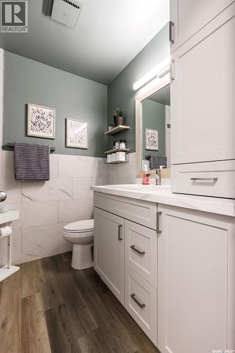 11 Schwager Crescent, Saskatoon, SK - Indoor Photo Showing Bathroom