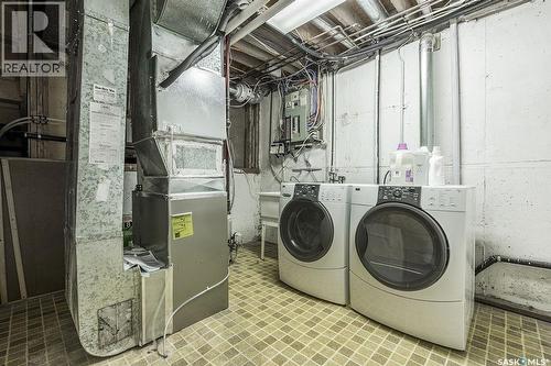 11 Schwager Crescent, Saskatoon, SK - Indoor Photo Showing Laundry Room