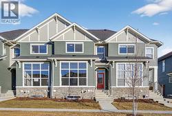 2198 Bayview Drive SW  Airdrie, AB T4B 5N4
