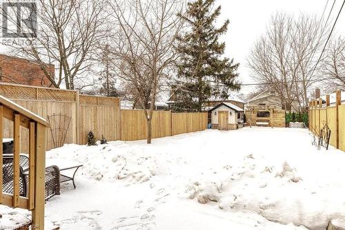 19 Huxley Avenue N, Hamilton, ON - Outdoor