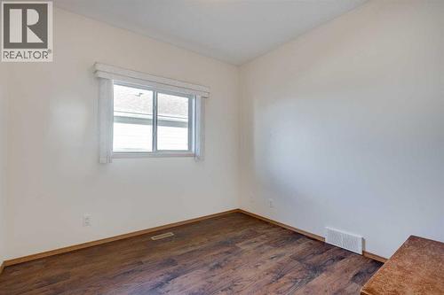 38 Kendrew Drive, Red Deer, AB - Indoor Photo Showing Other Room
