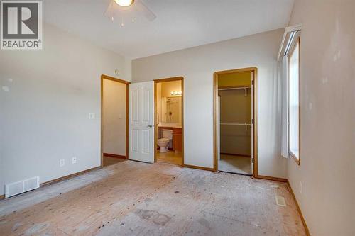 38 Kendrew Drive, Red Deer, AB - Indoor Photo Showing Other Room