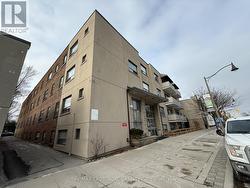 B3 - 2770 YONGE STREET  Toronto, ON M4N 2J3