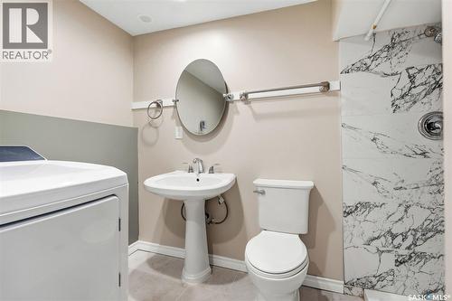 4124 4Th Avenue, Regina, SK - Indoor