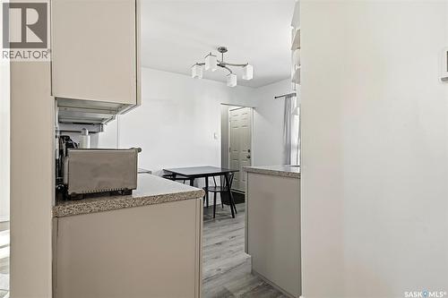 4124 4Th Avenue, Regina, SK - Indoor