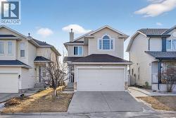 232 San Fernando Place NE  Calgary, AB T1Y 7J2