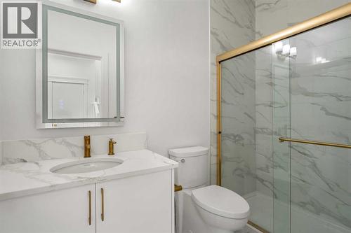 94 Cornerbrook Crescent Ne, Calgary, AB - Indoor Photo Showing Bathroom
