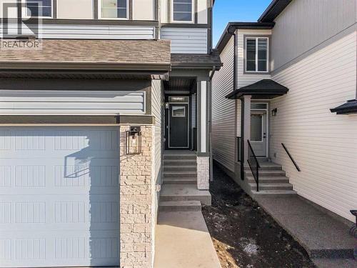 94 Cornerbrook Crescent Ne, Calgary, AB - Outdoor