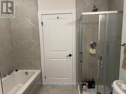Primary/main 4 pcs. bath - 