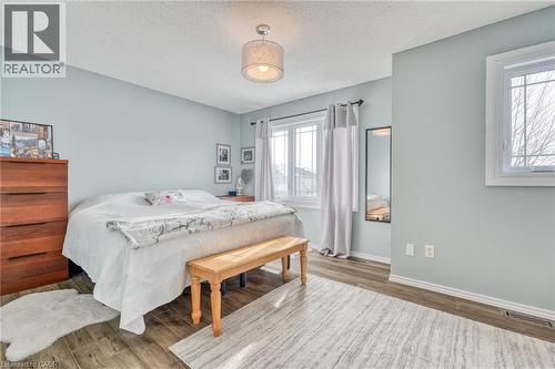 4 Richview Drive, Hamilton, ON - Indoor Photo Showing Bedroom