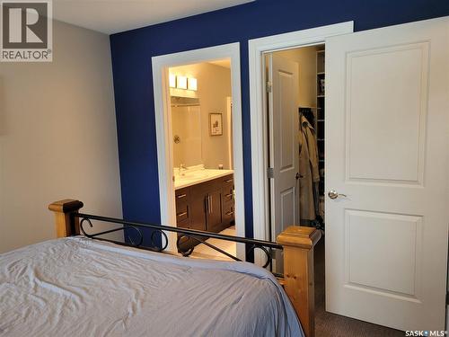 1229 2Nd Avenue N, Saskatoon, SK - Indoor Photo Showing Bedroom