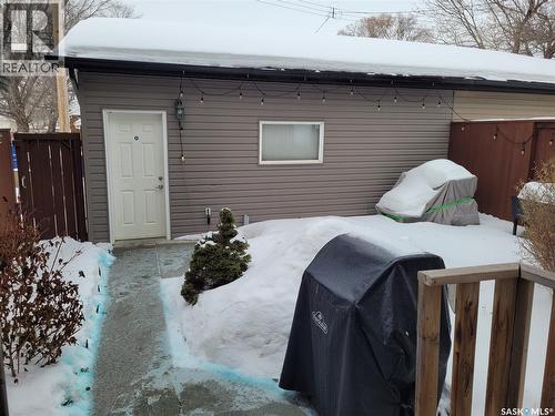 1229 2Nd Avenue N, Saskatoon, SK - Outdoor With Exterior