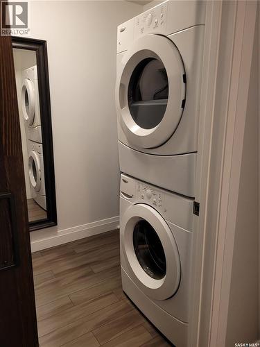 1229 2Nd Avenue N, Saskatoon, SK - Indoor Photo Showing Laundry Room