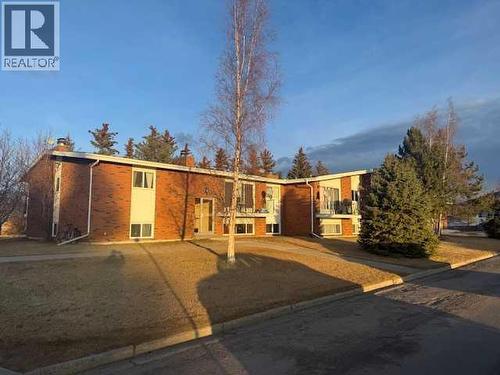 106, 11114 Hoppe, Grande Cache, AB - Outdoor