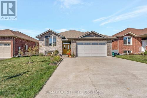 56 MCINTOSH CRESCENT  Quinte West (Murray Ward), ON K8V 0G1