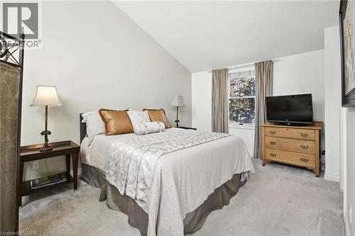 479 Blathwayte Lane, Burlington, ON - Indoor Photo Showing Bedroom