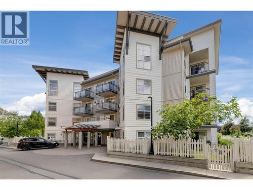567 Yates Road Unit# 305  Kelowna, BC V1V 2V3