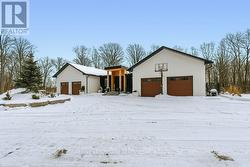 295 ALLEN ROAD  Grimsby, ON L3M 4E7