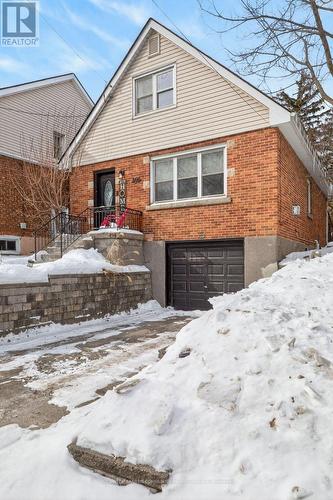494 Upper Wentworth Street, Hamilton, ON - Outdoor
