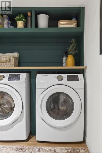 494 Upper Wentworth Street, Hamilton, ON - Indoor Photo Showing Laundry Room