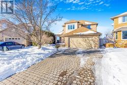 104 SEATON PLACE DRIVE  Hamilton, ON L8E 4A6