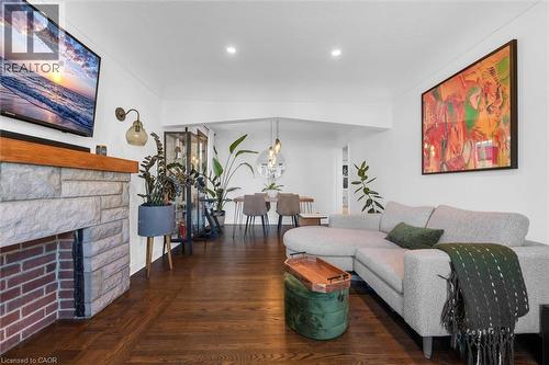177 Houghton Avenue S, Hamilton, ON - Indoor Photo Showing Living Room With Fireplace