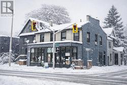 428 KING STREET W  Hamilton, ON L8P 1B7