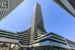 1821 - 30 SHORE BREEZE DRIVE  Toronto, ON M8V 0J1