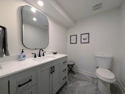 Powder room - 