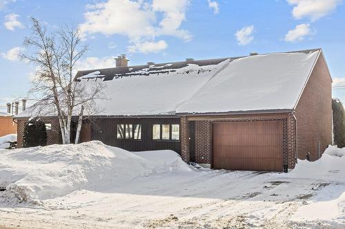 6165 Av. Doucet  Québec (Charlesbourg), QC G1H 5M9