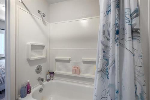 16 Linden Ave, Winnipeg, MB 