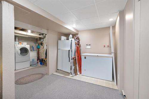 16 Linden Ave, Winnipeg, MB 