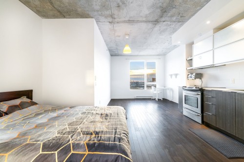 Chambre à coucher - 601B-5077 Rue Paré, Montréal (Côte-Des-Neiges/Notre-Dame-De-Grâce), QC - Indoor Photo Showing Bedroom