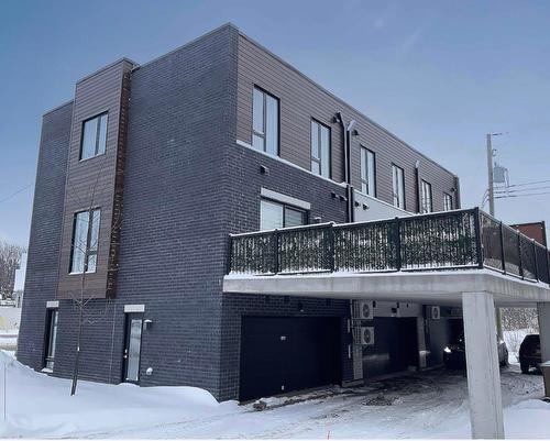 Exterior - 7352 Boul. Des Laurentides, Laval (Auteuil), QC 