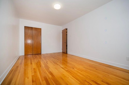 Chambre à coucher principale - 8502 Rue Chauveau, Montréal (Saint-Léonard), QC - Indoor Photo Showing Other Room