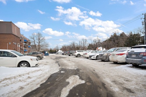Parking - 106C-11750 Boul. De Pierrefonds, Montréal (Pierrefonds-Roxboro), QC - Outdoor