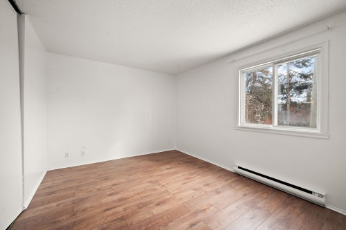 Chambre à coucher principale - 208C-11750 Boul. De Pierrefonds, Montréal (Pierrefonds-Roxboro), QC - Indoor Photo Showing Other Room